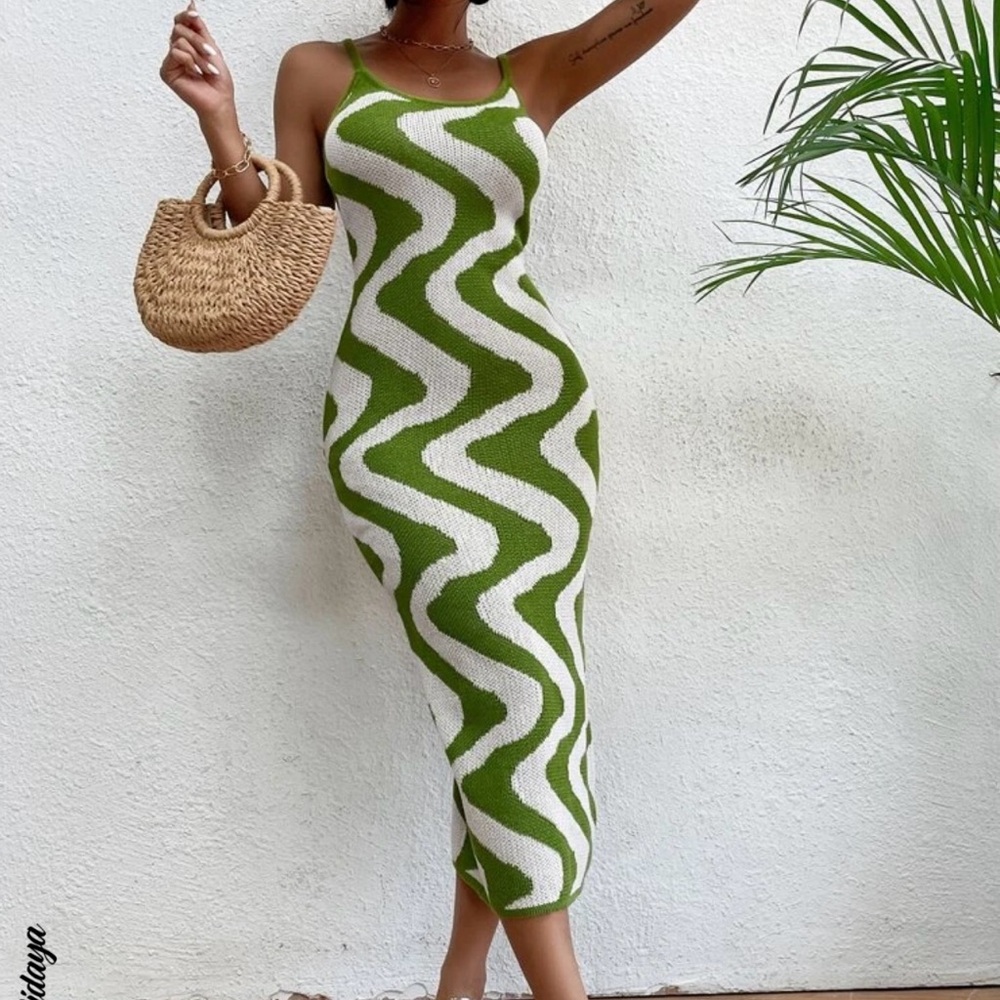 Green and White Patterned Dress